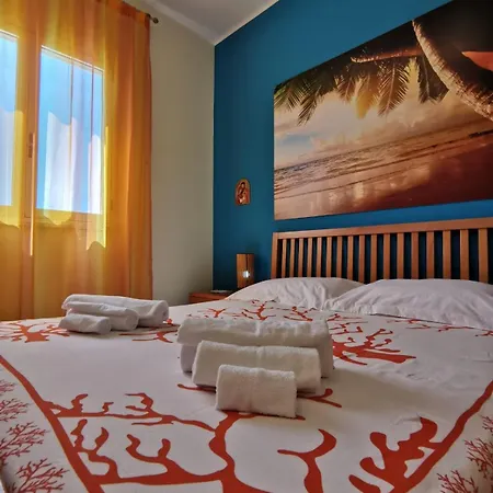 Appartamento 50 Passi Dal Mare, House Glory *