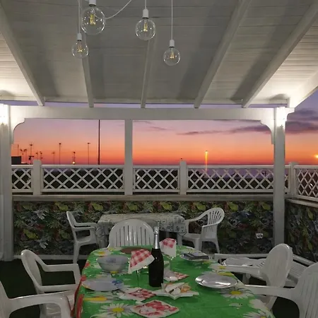 Appartamento 50 Passi Dal Mare, House Glory